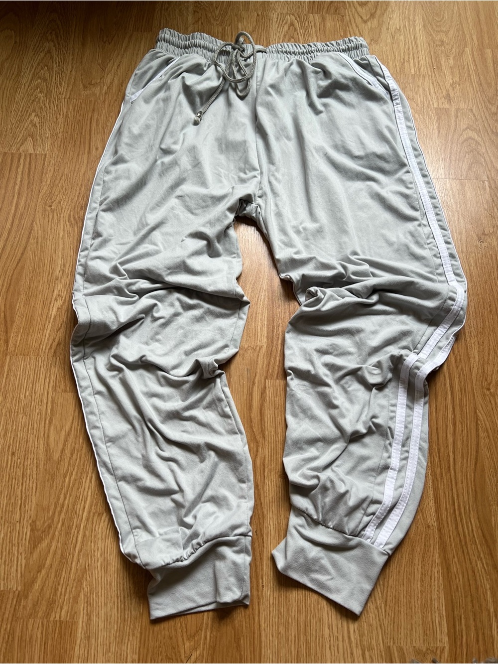 Light Gray Elastic Waist Shorts